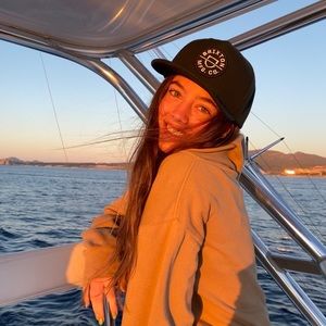 Meet your Posher, Kaia